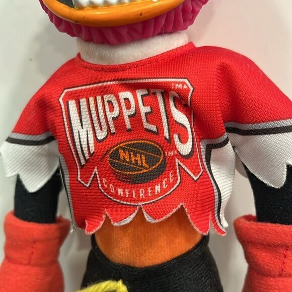 1995 MCDONALDS THE MUPPETS ANIMAL NHL HOCKEY PLAYER PLUSH STUFFED ANIMAL TOY 12" - Picture 3 of 7